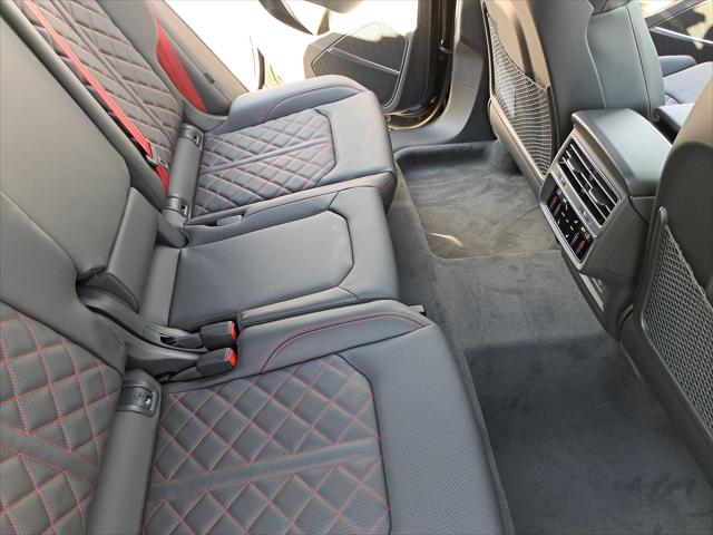 2026 Audi SQ8 Prestige - Photo 11