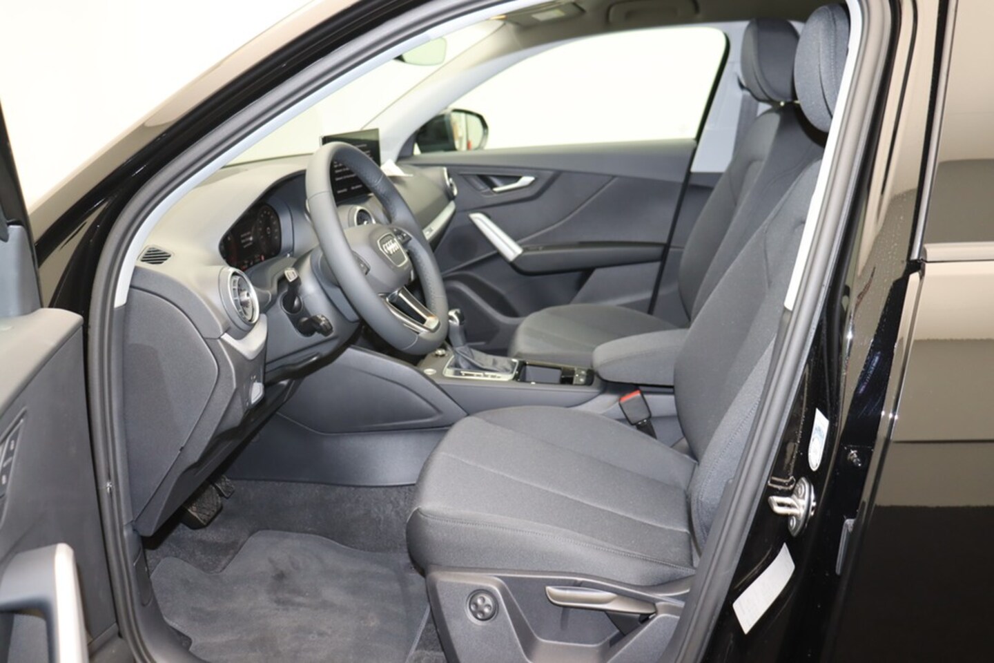 Bild über Audi Q2 35 TFSI S tronic - für weitere Informationen kontaktieren Sie den Audi Partner