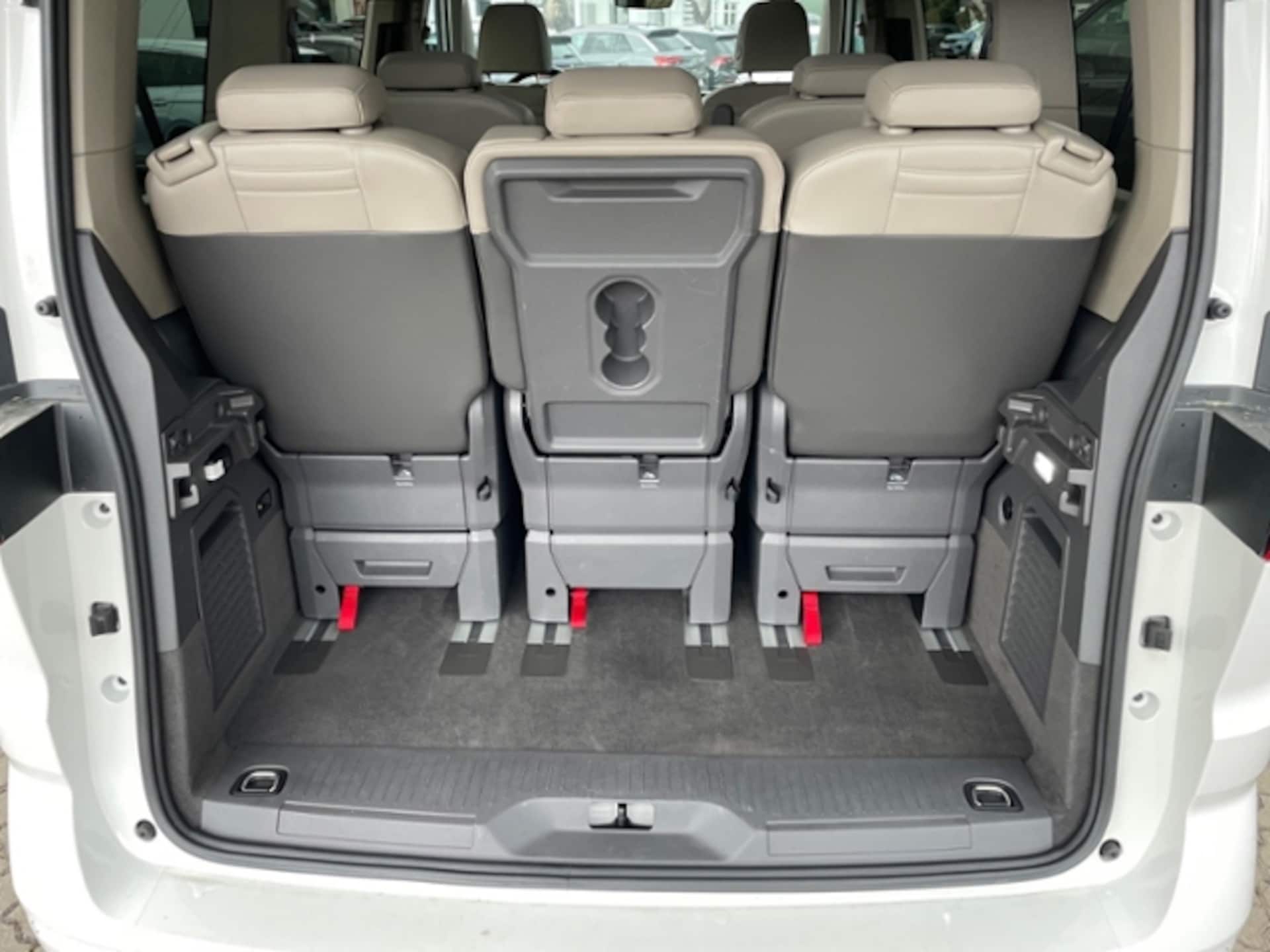 Volkswagen Multivan Life