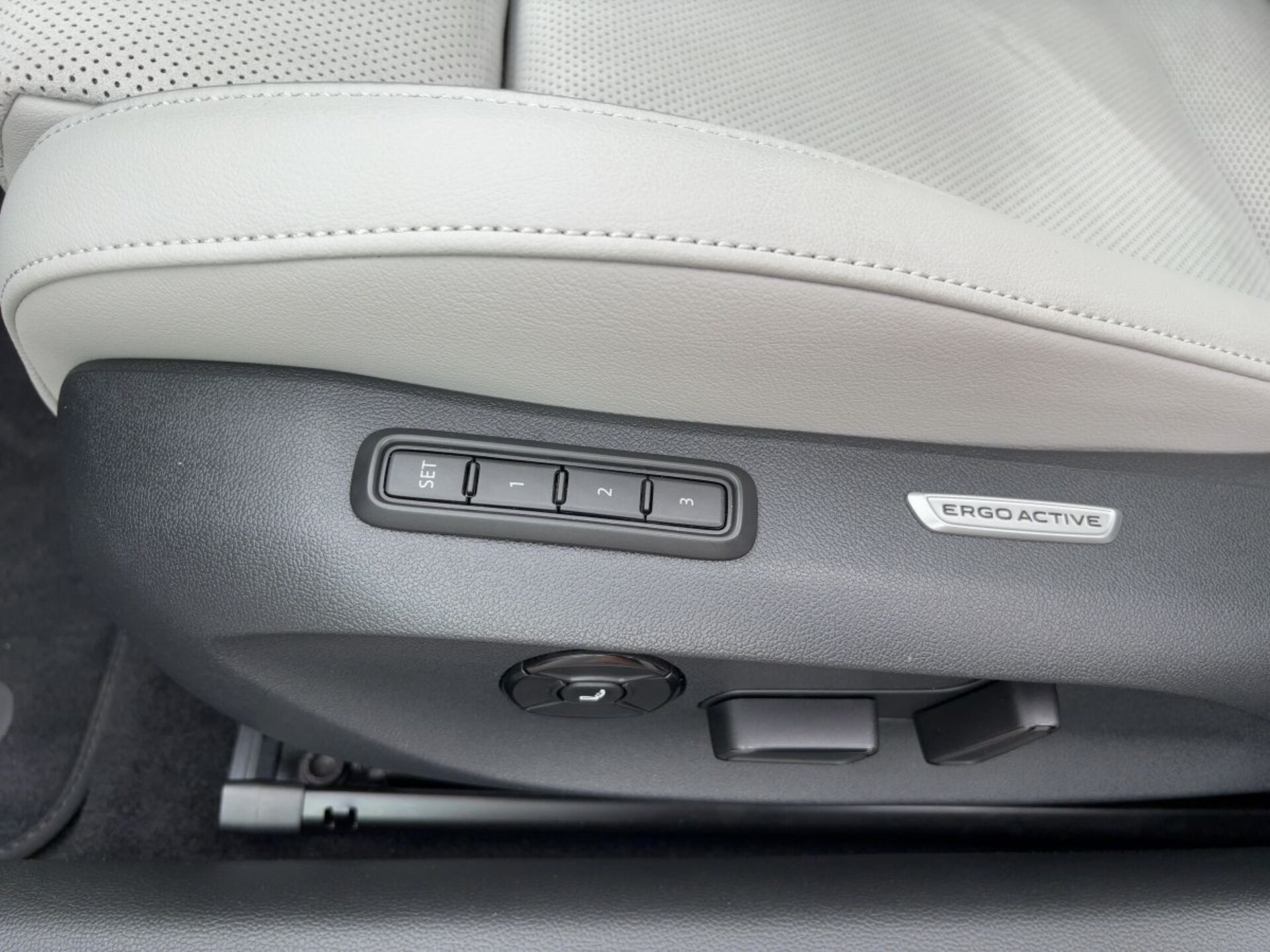 Volkswagen Passat Elegance