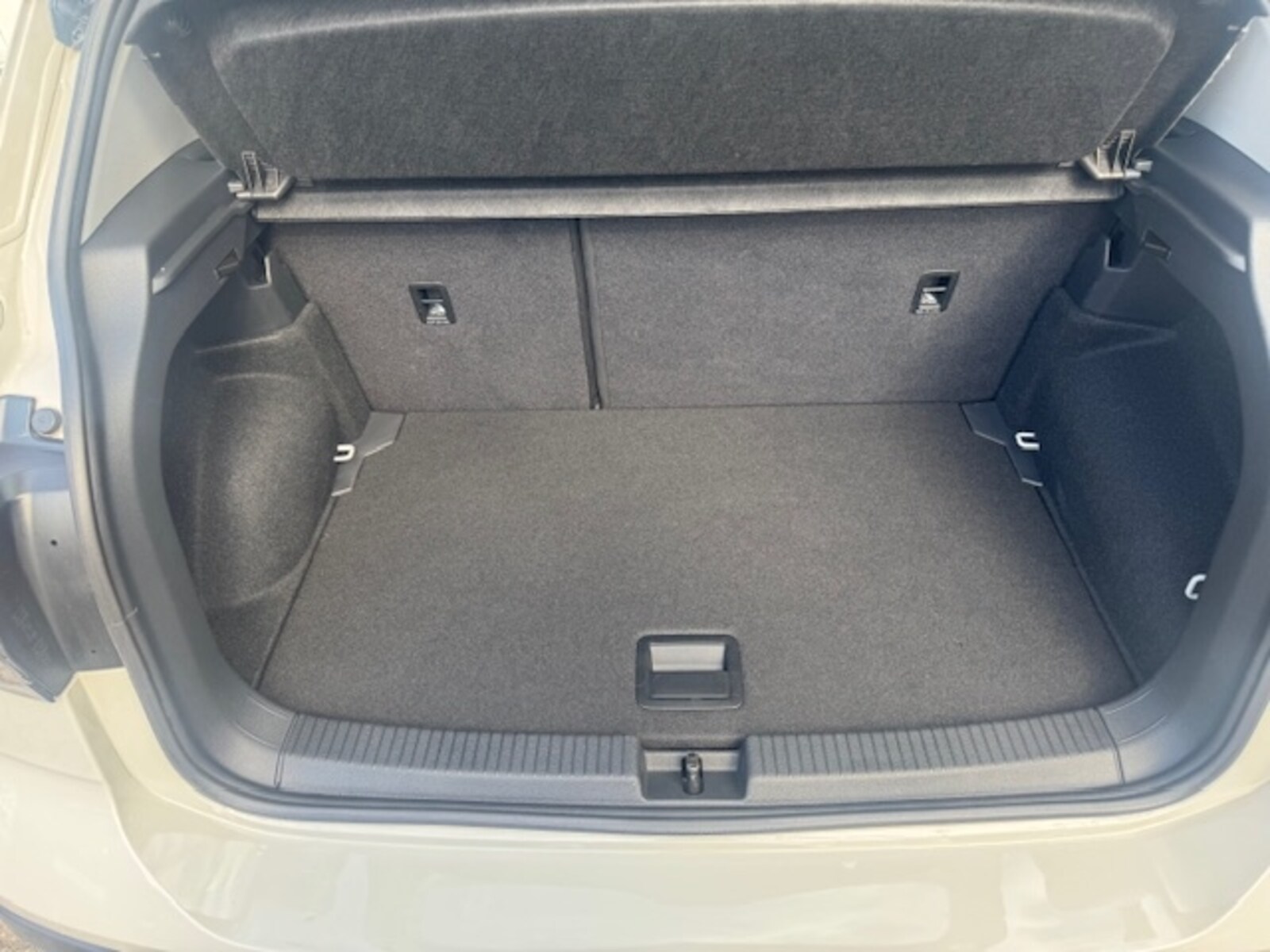 Volkswagen T-Cross – Bild 8