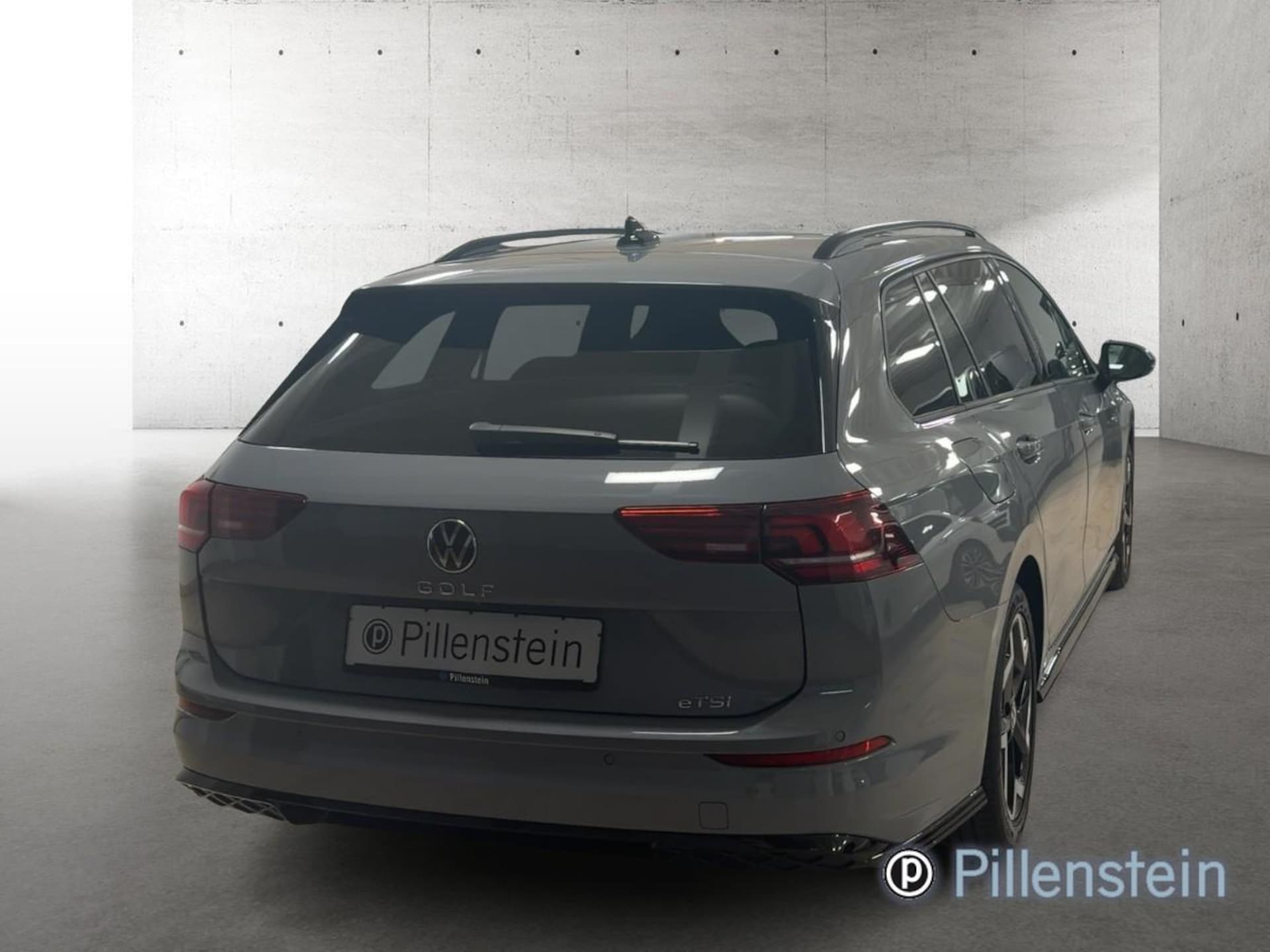 Volkswagen Golf Variant R-Line