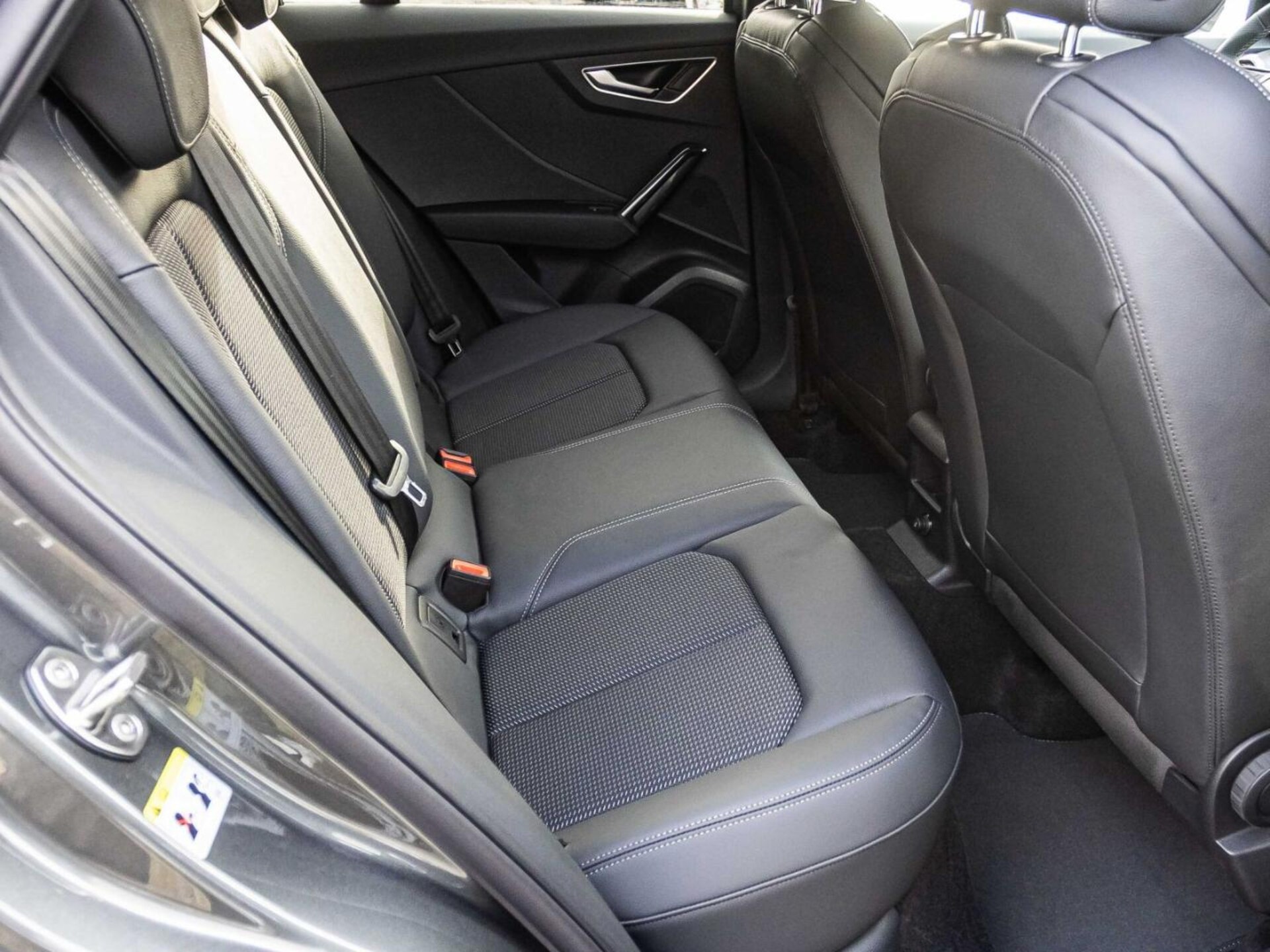 Audi Q2 S line