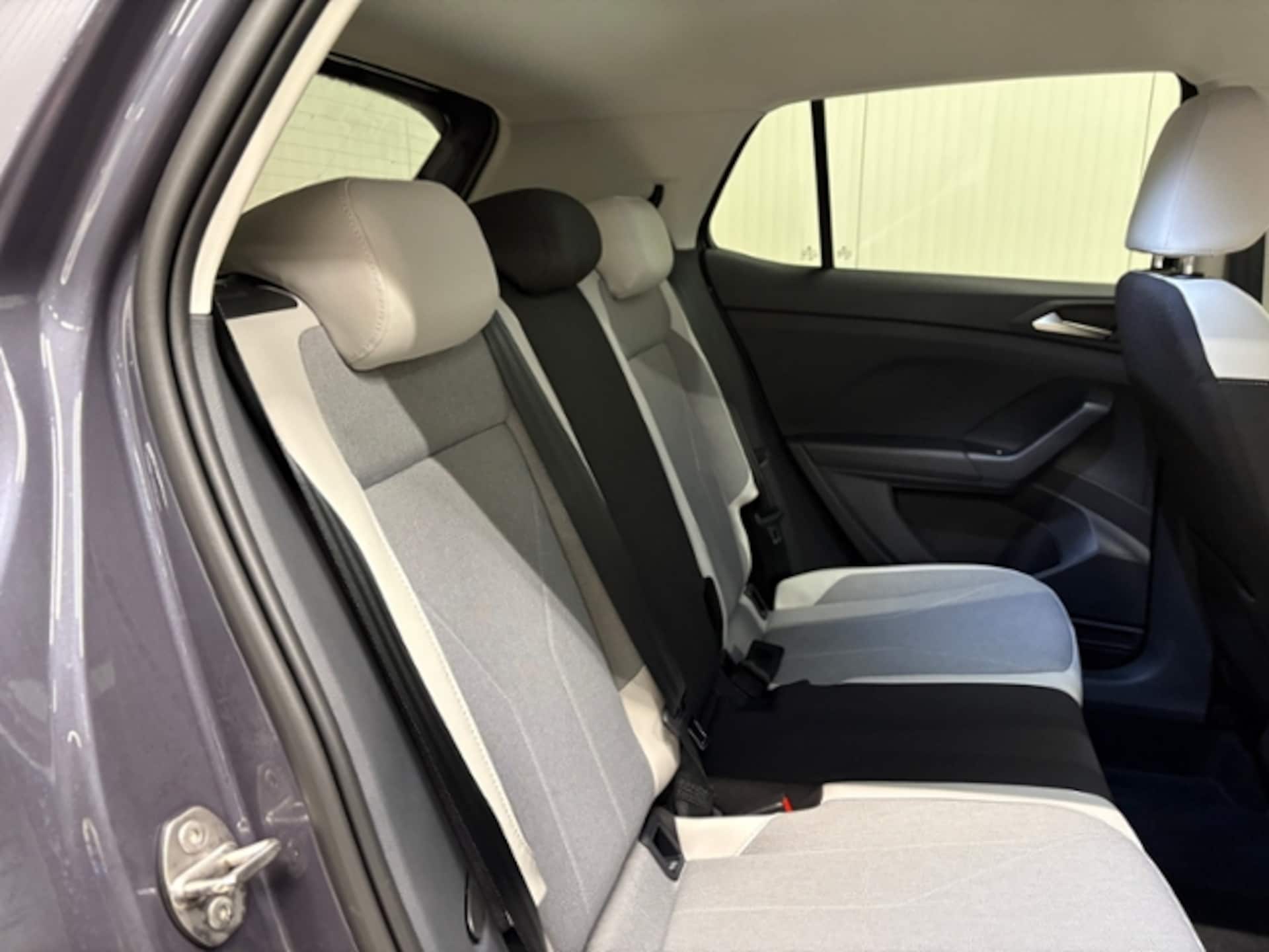 Volkswagen T-Cross Style