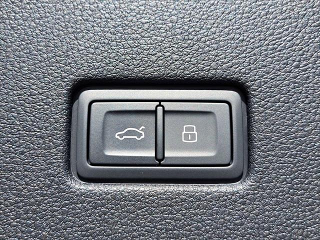 2026 Audi SQ8 Prestige - Photo 13