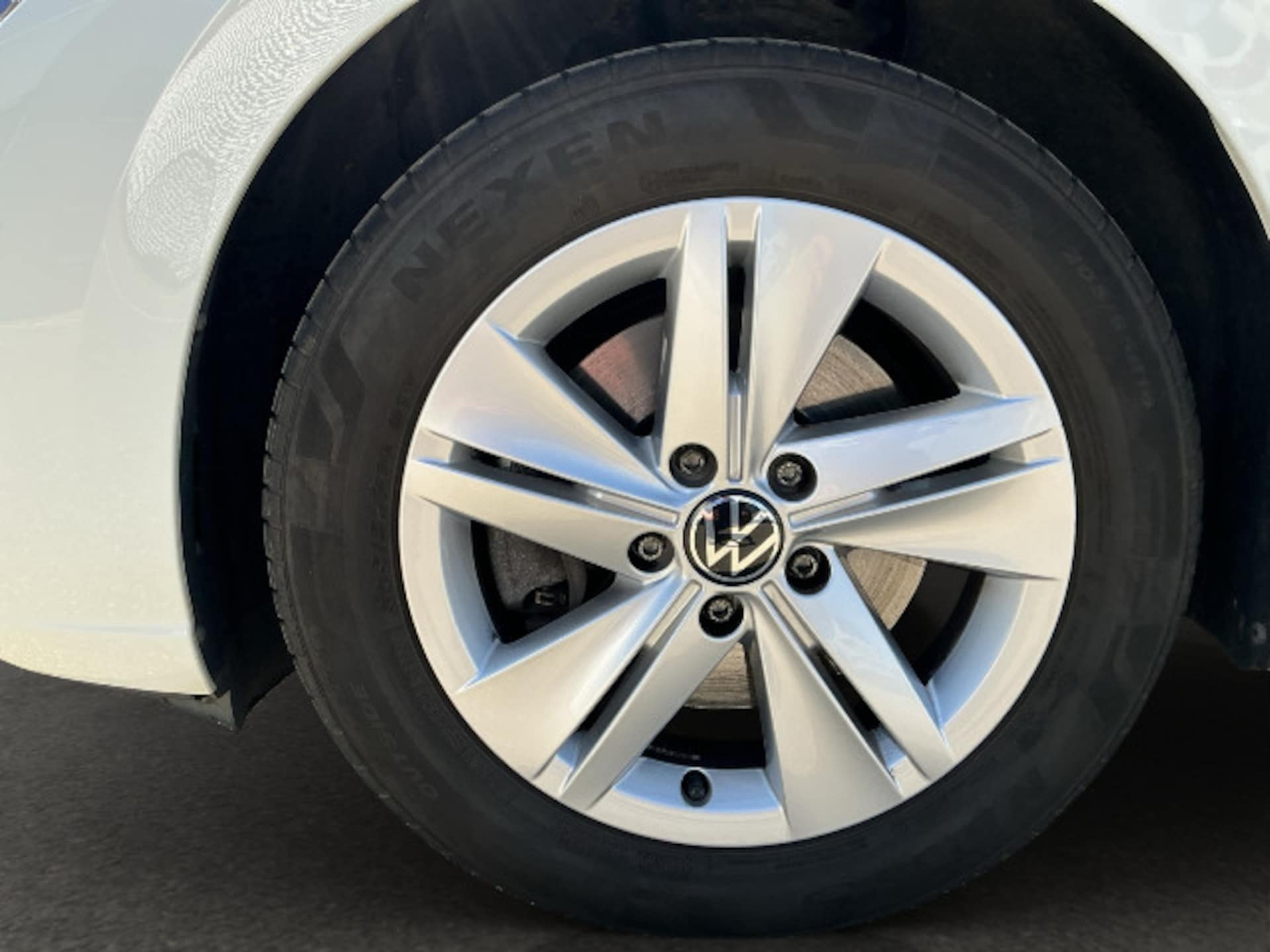 Volkswagen Golf Variant Life