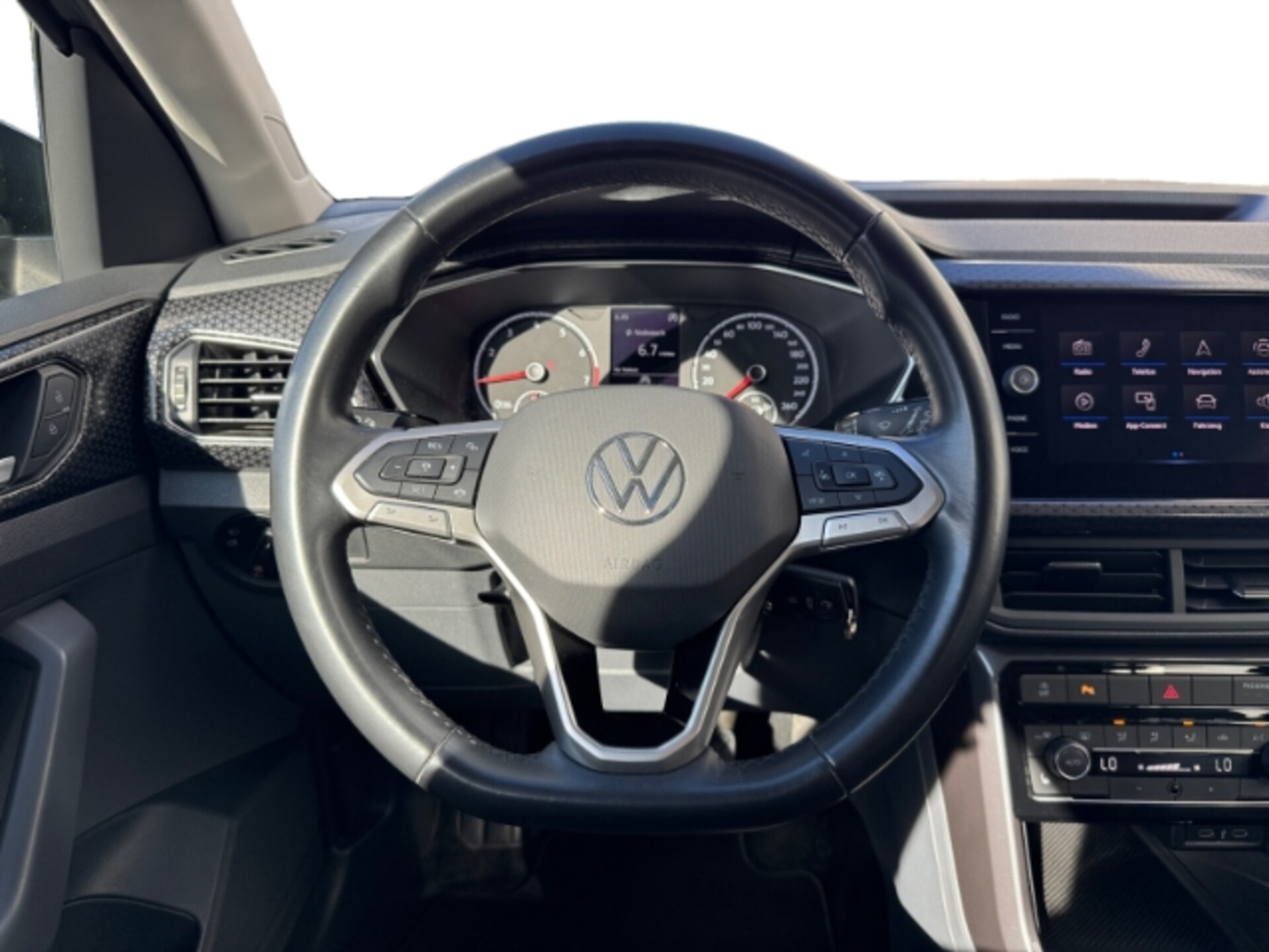 Volkswagen T-Cross Style