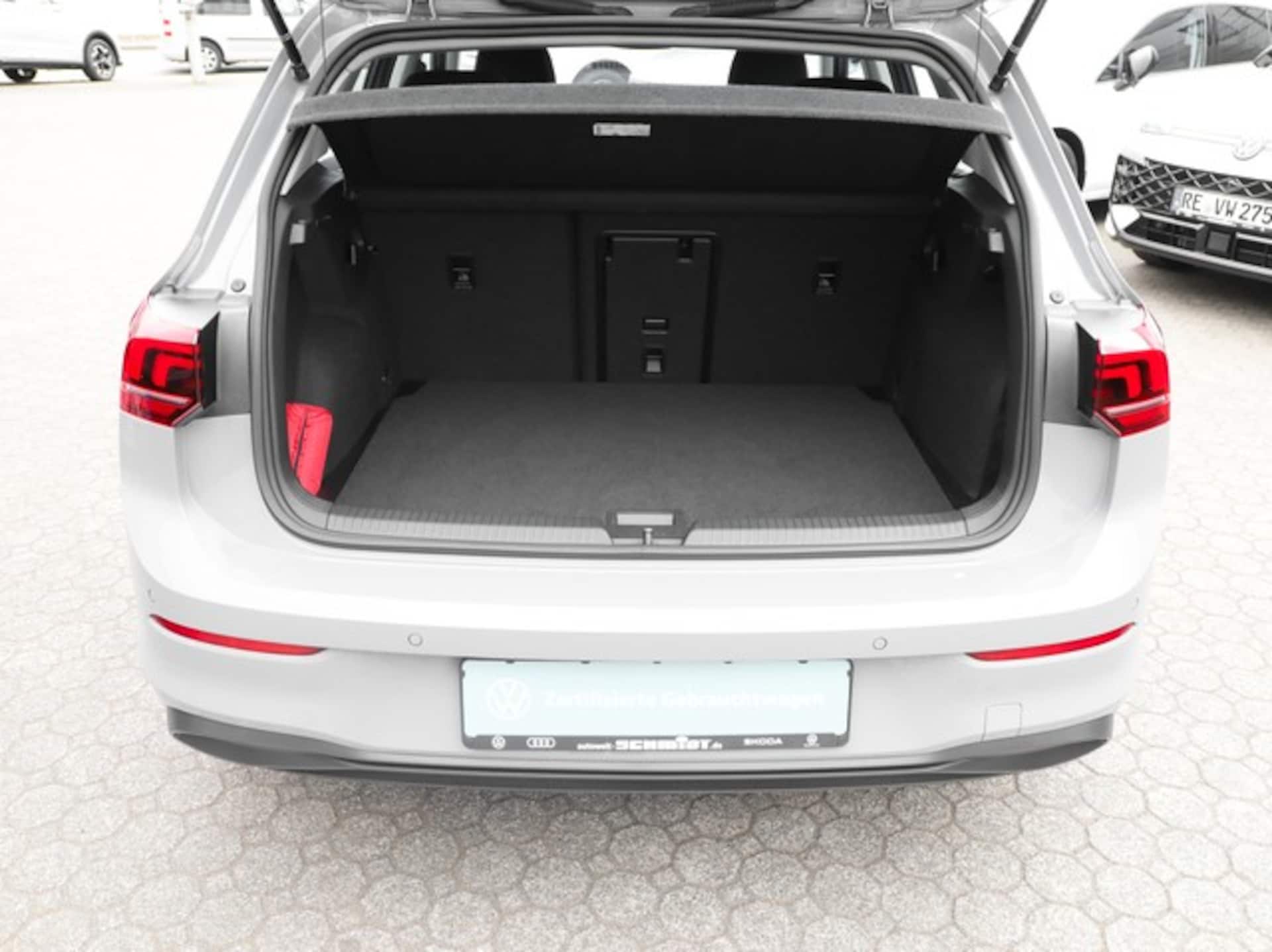 Volkswagen Golf Life