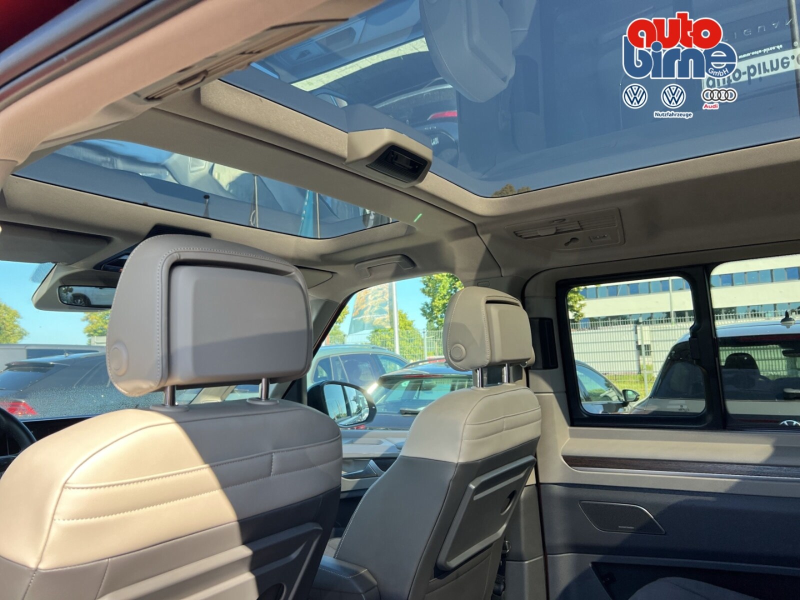 Volkswagen Multivan – Bild 13