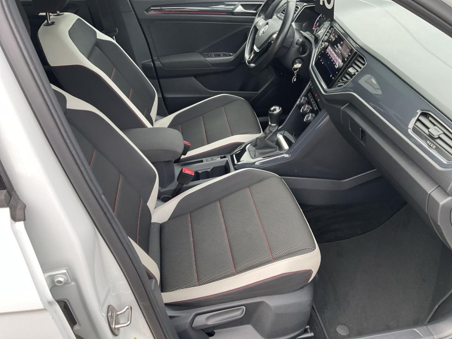 Volkswagen T-Roc Sport