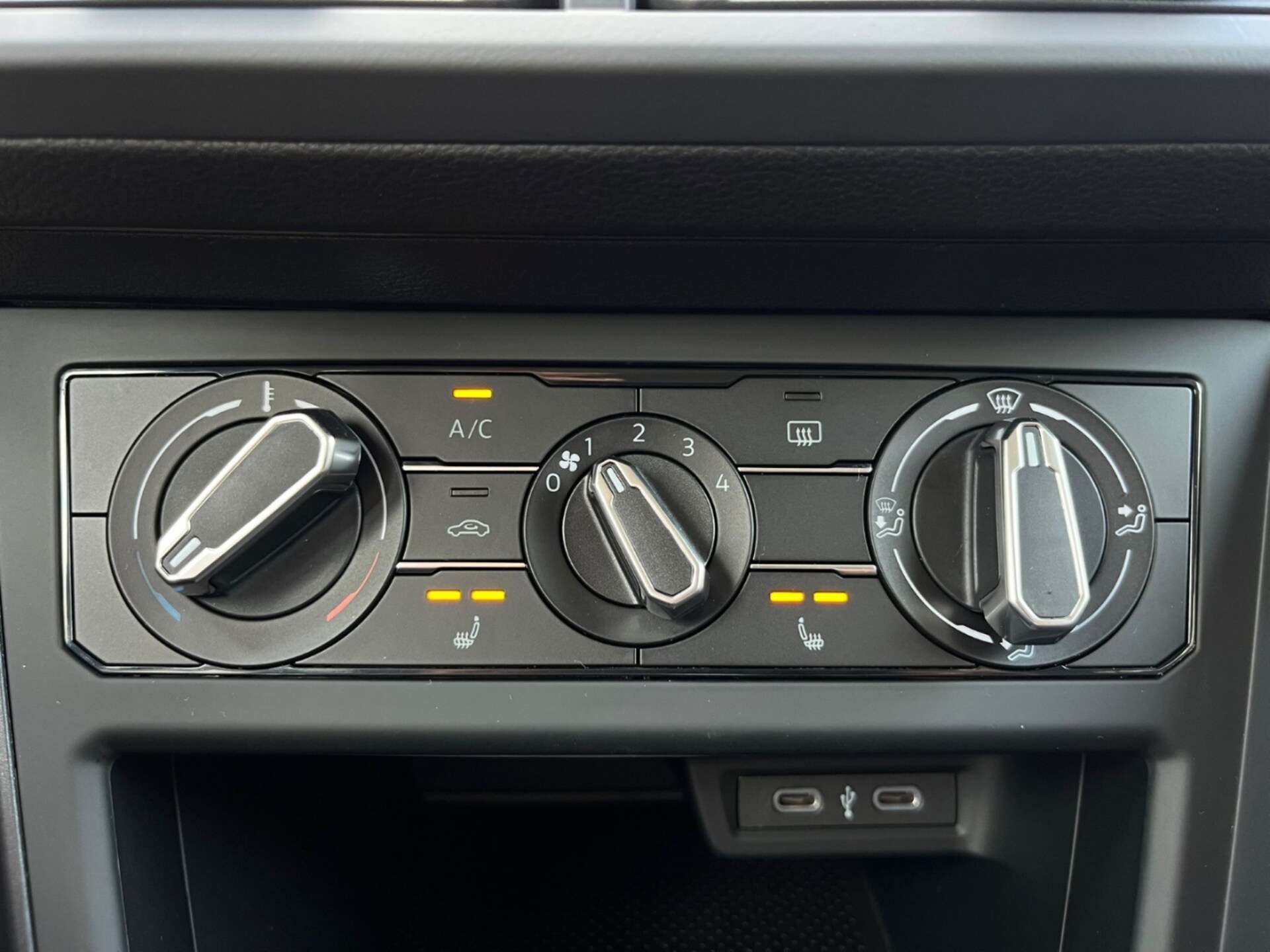 Volkswagen Polo Basis-Modell