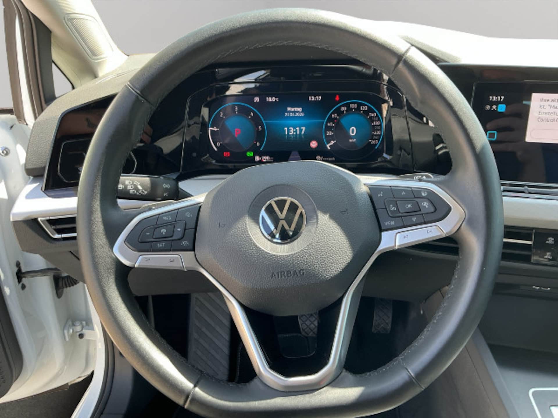 Volkswagen Golf Variant Life