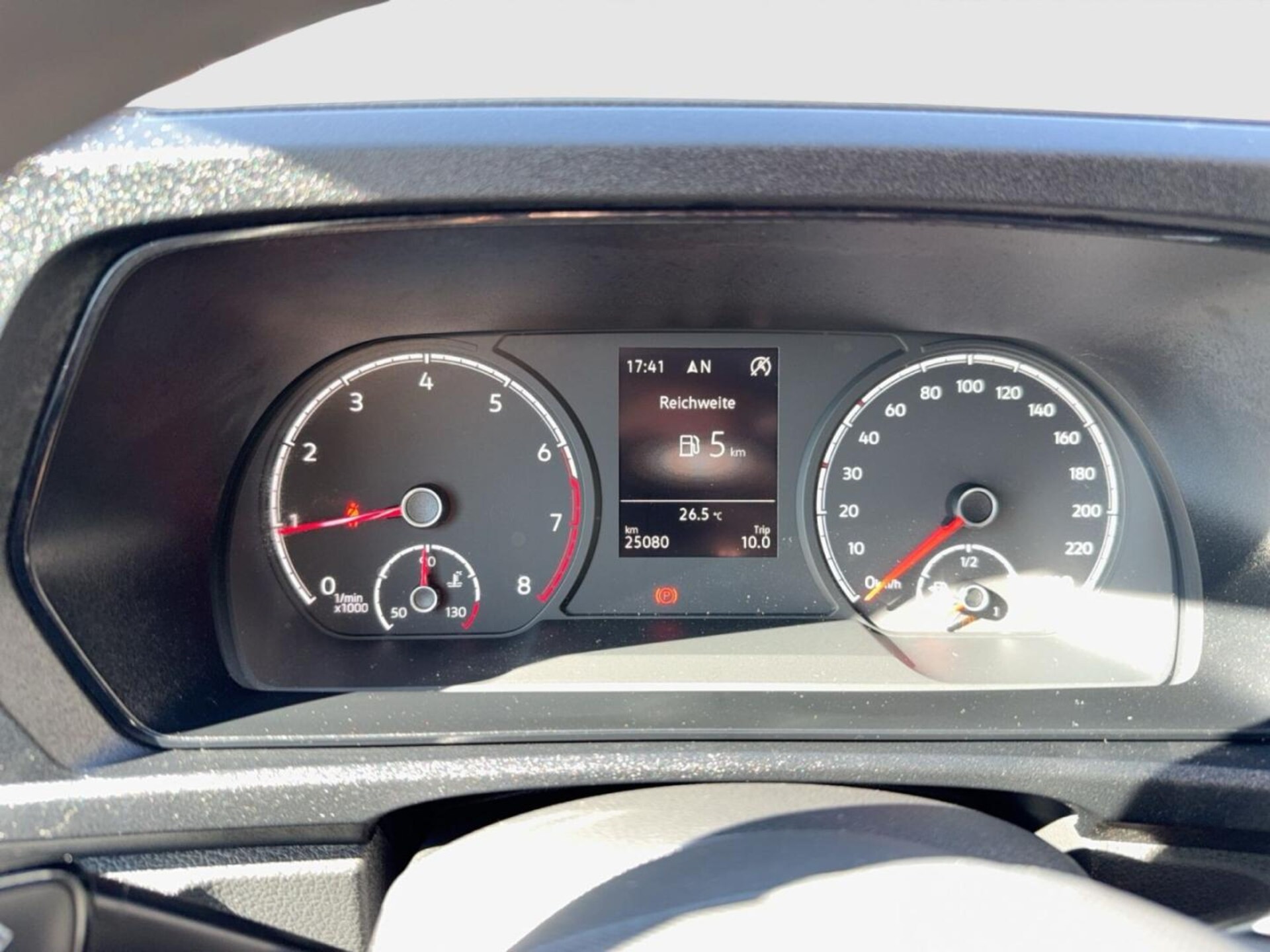 Volkswagen Caddy Basis-Modell