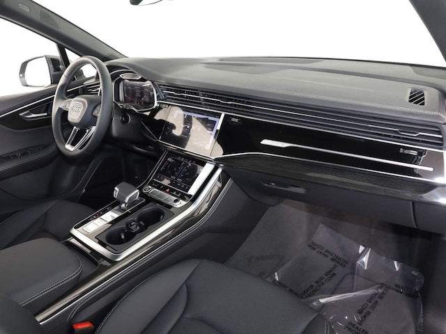 2026 Audi Q7 Premium Plus - Photo 14
