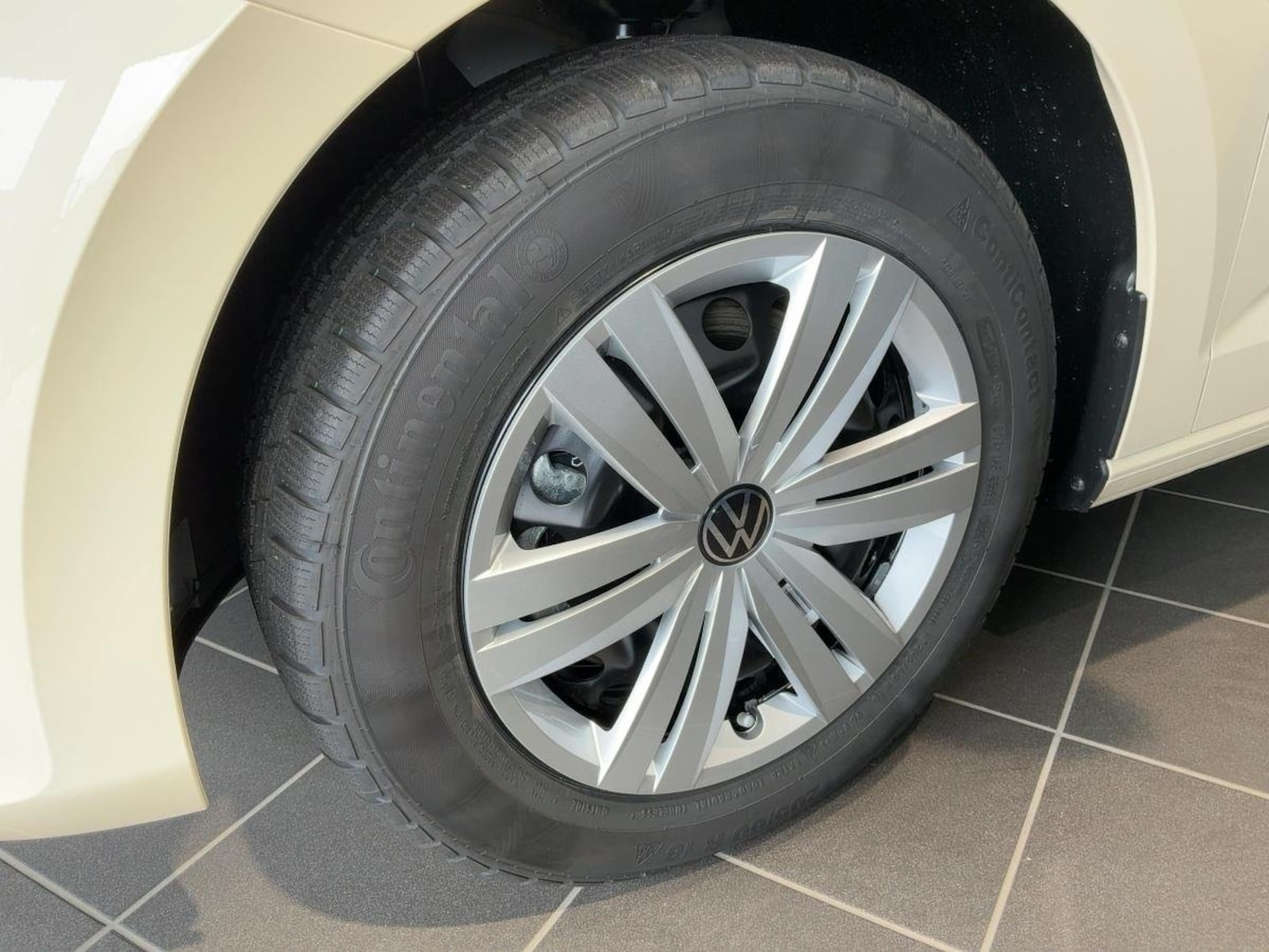 Volkswagen Touran – Bild 12