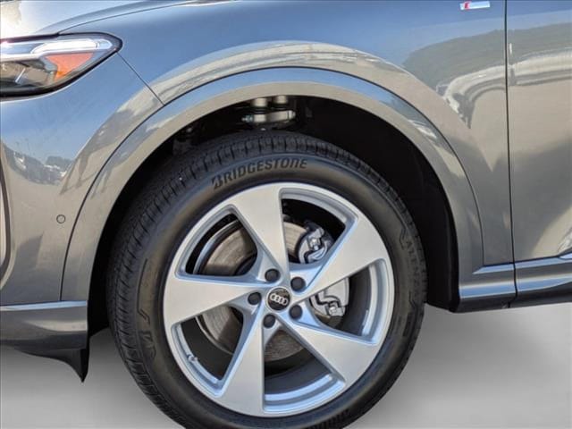 2025 Audi Q5 Sportback Premium Plus - Photo 10