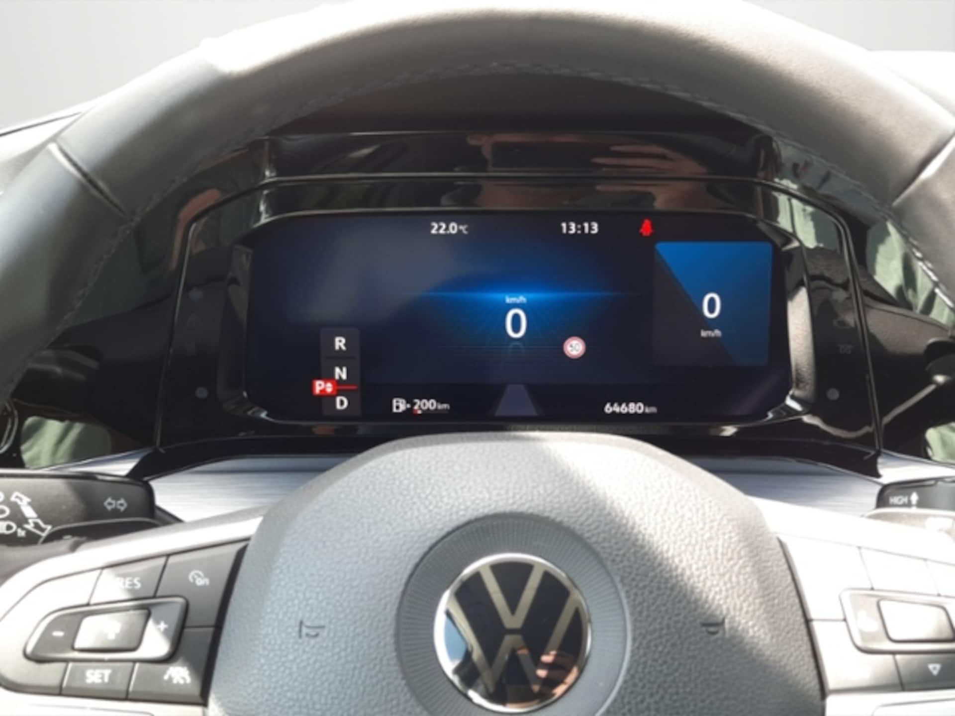 Volkswagen Golf Style