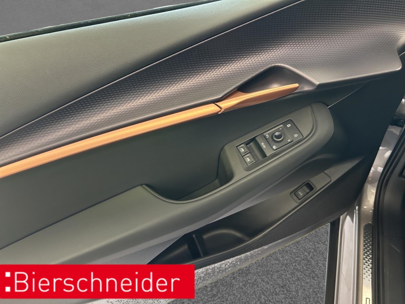 CUPRA Tavascan – Bild 12