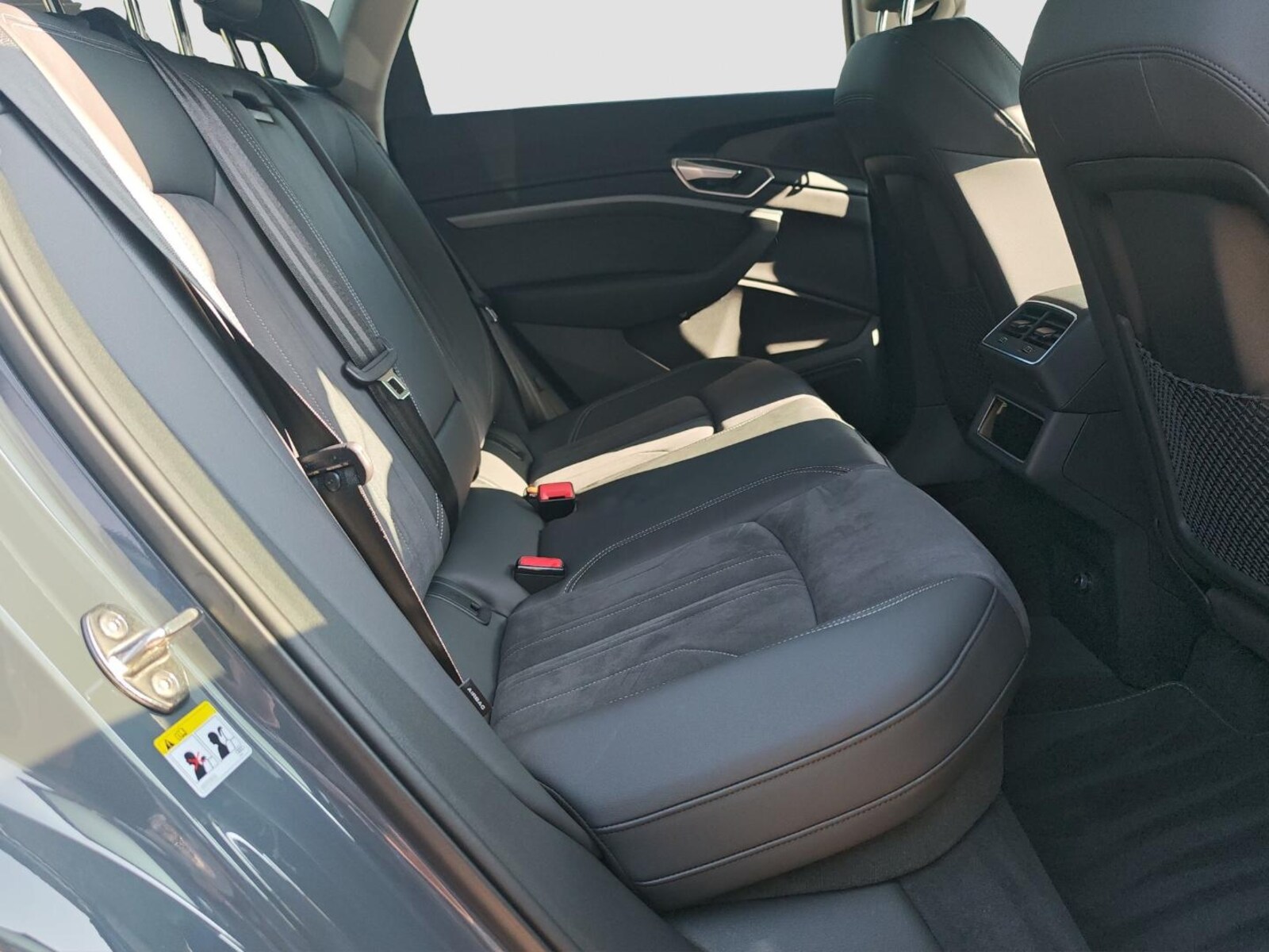 Audi Q8 e-tron – Bild 16