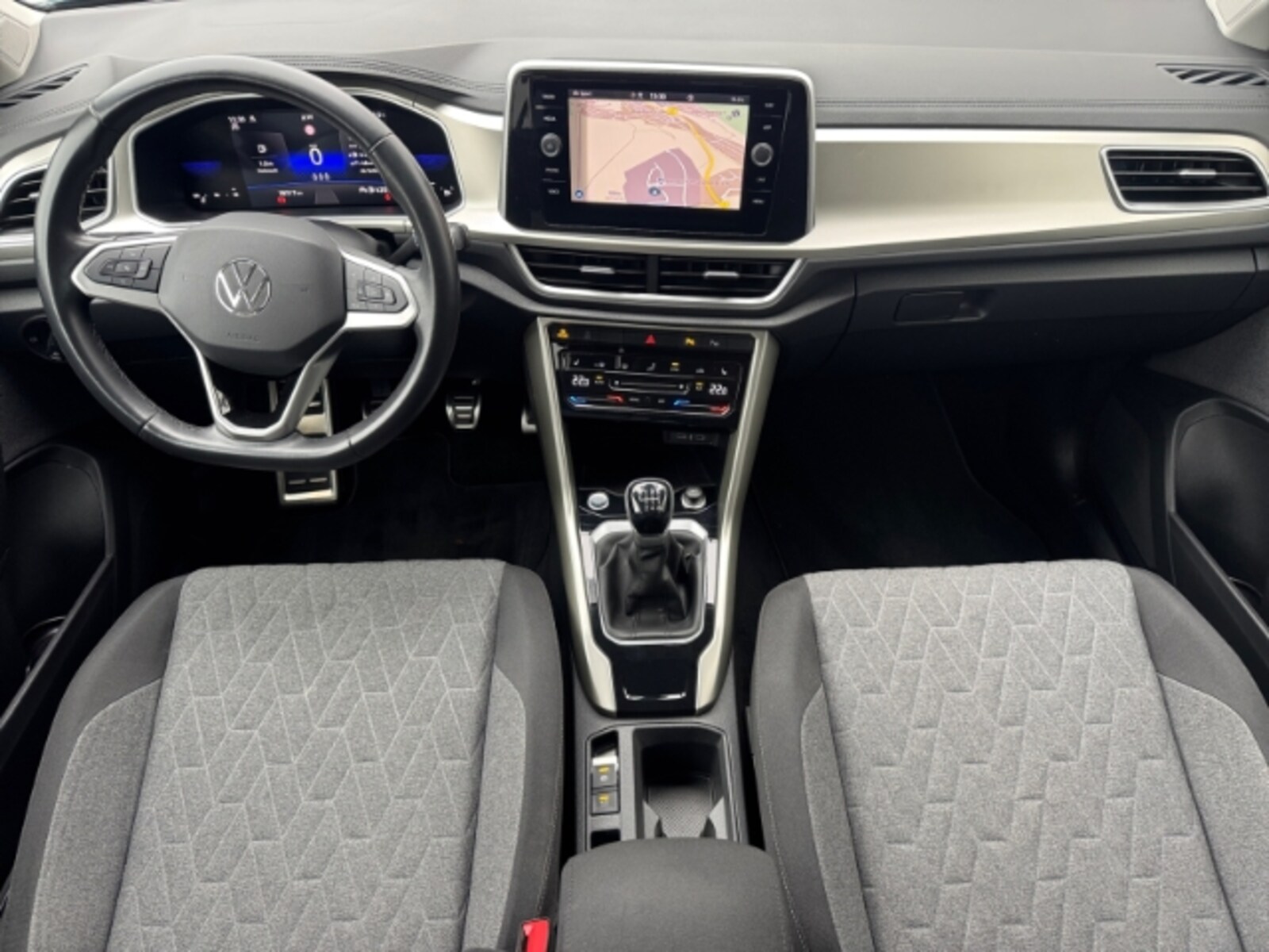 Volkswagen T-Roc – Bild 13