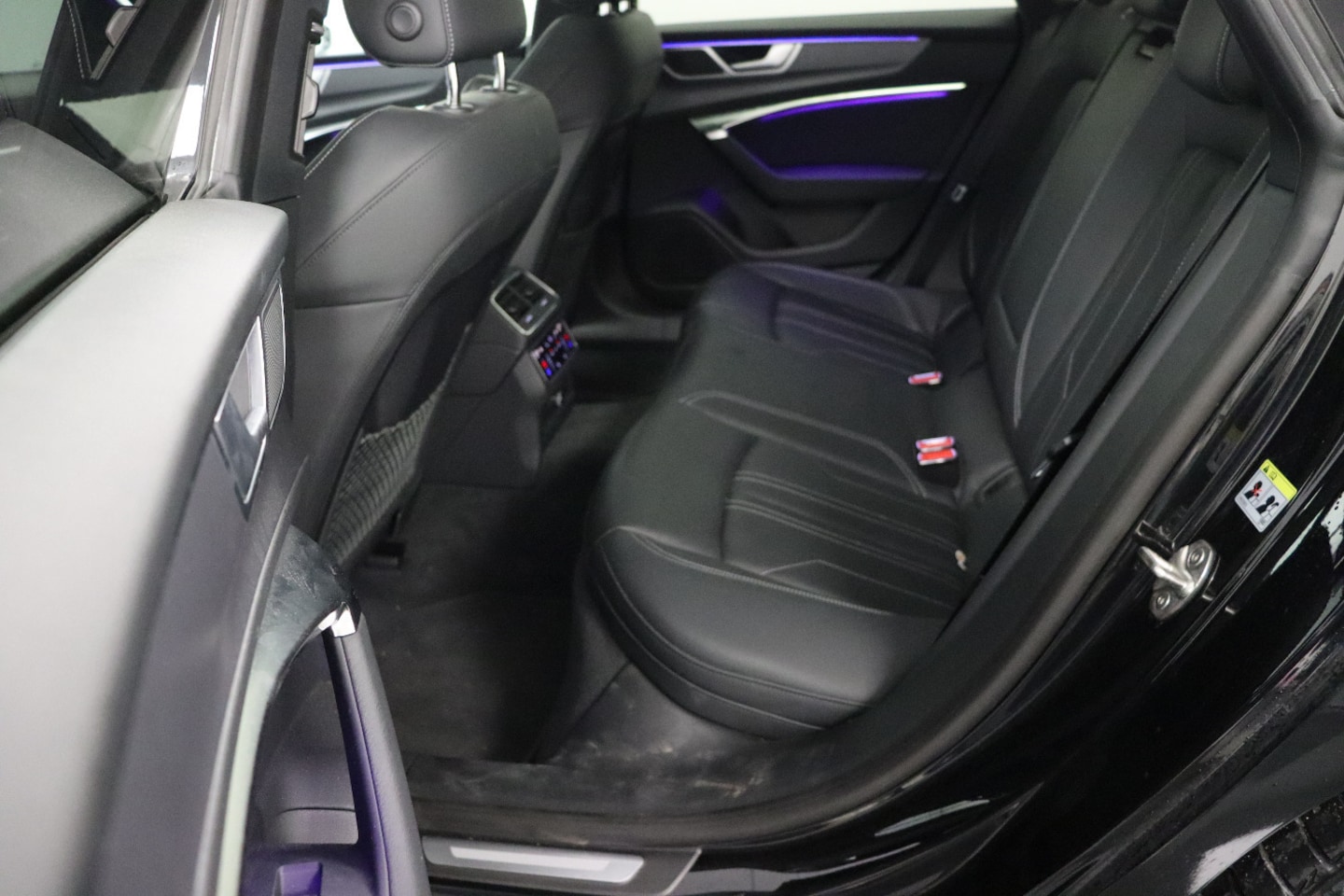 Bild über Audi A7 Sportback 45 TDI quattro S tronic - für weitere Informationen kontaktieren Sie den Audi Partner