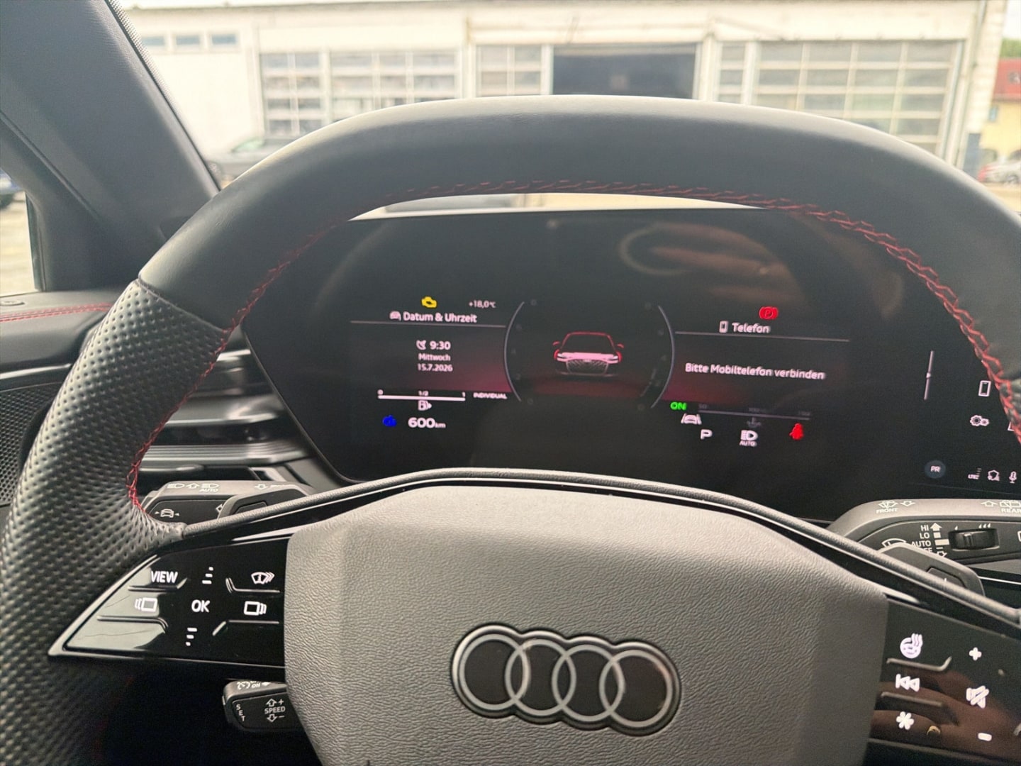 Bild über Audi A6 Avant TFSI quattro 270 kW S tronic - für weitere Informationen kontaktieren Sie den Audi Partner