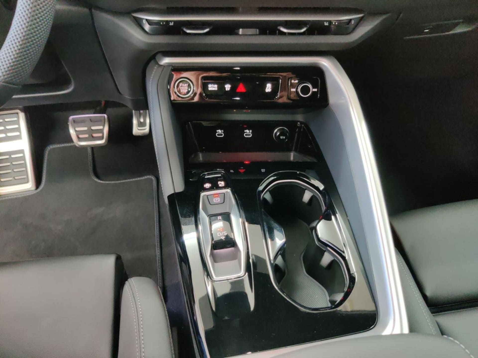 Audi Q5 SUV e-hybrid