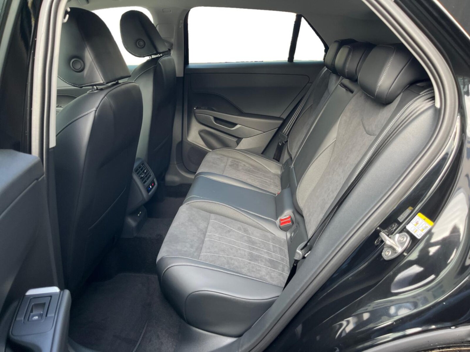 Volkswagen T-Roc – Bild 9