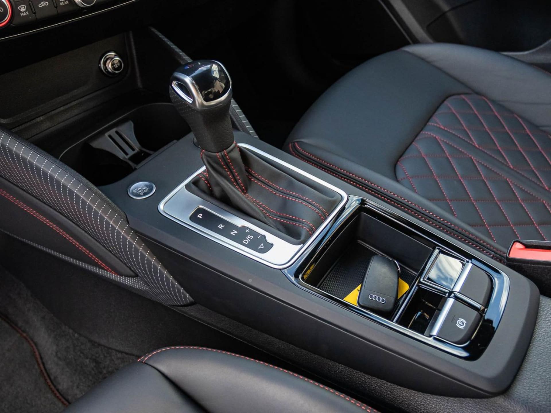 Audi Q2 S line