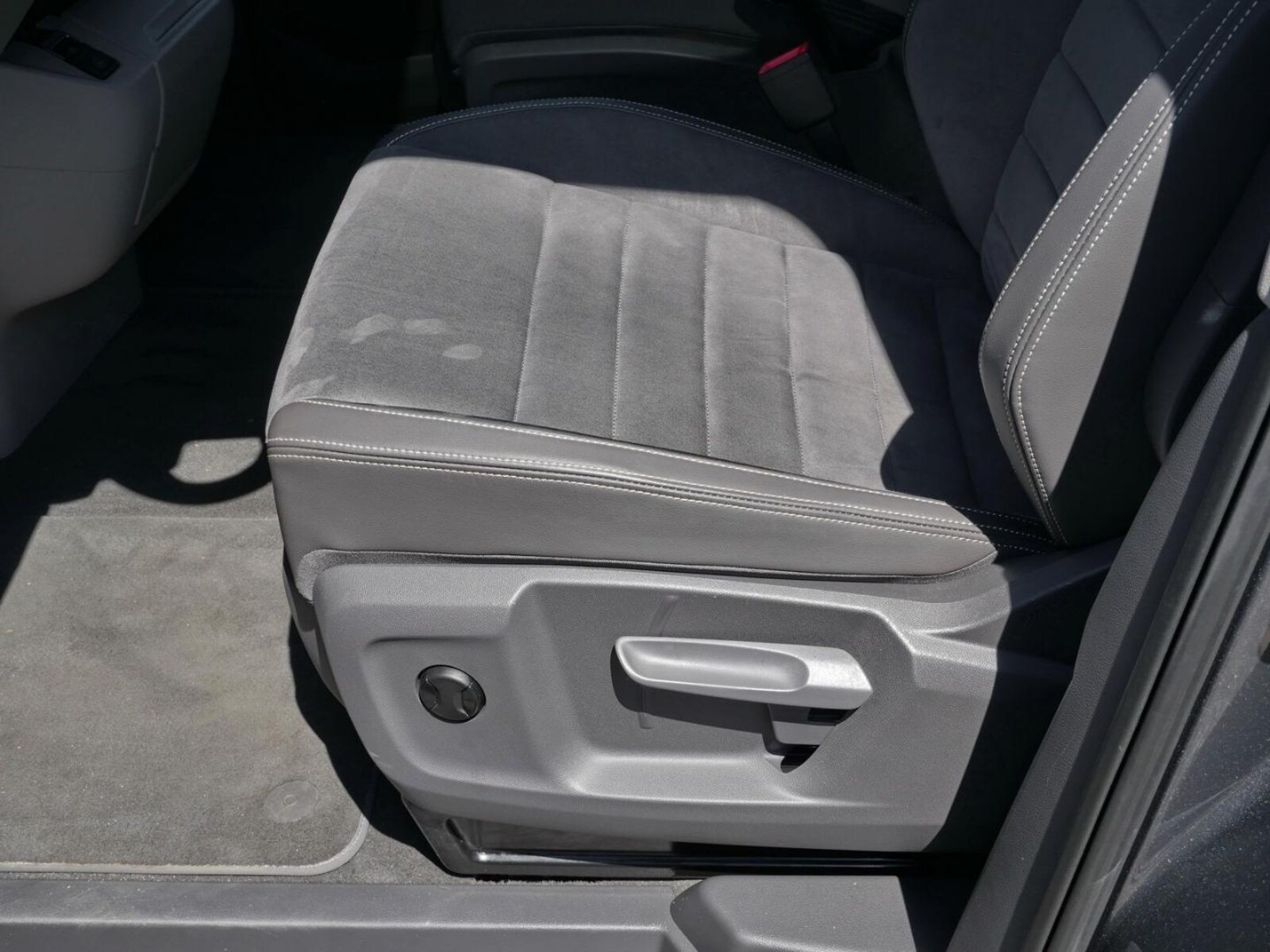 Volkswagen Multivan – Bild 25