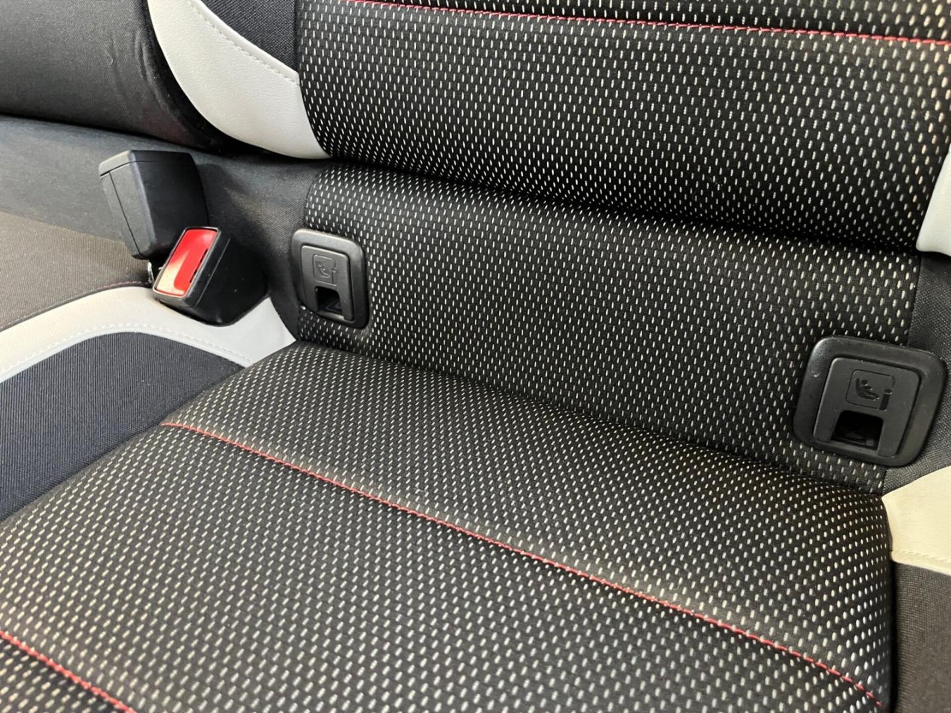 Volkswagen T-Roc Sport