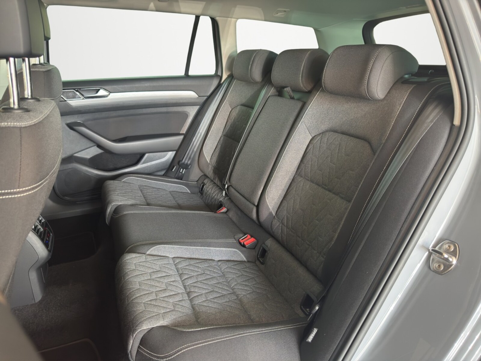 Volkswagen Passat Variant – Bild 13