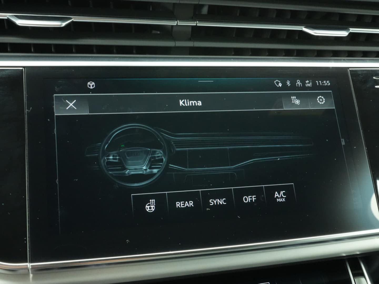 Bild über Audi Q7 competition plus 50 TDI quattro tiptronic - für weitere Informationen kontaktieren Sie den Audi Partner
