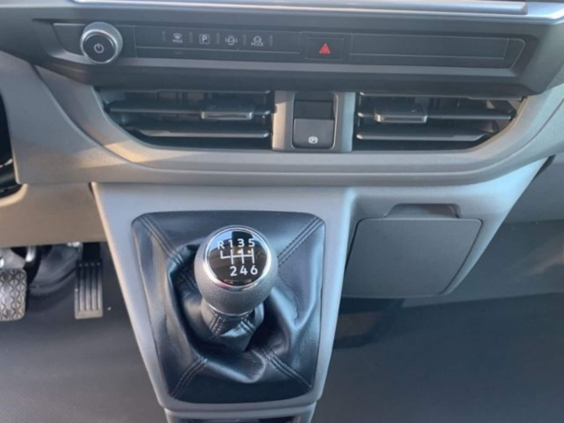 Volkswagen Transporter Kasten kurzer Radstand