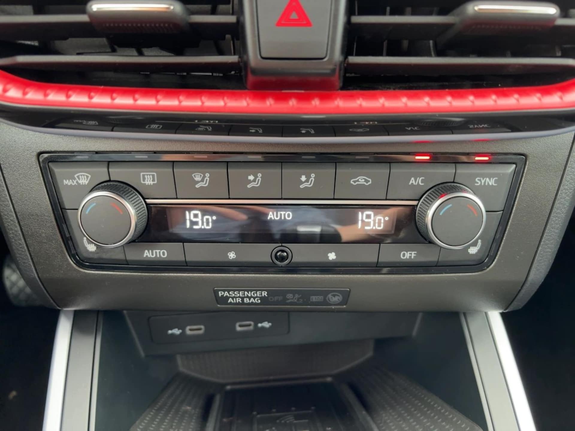 SEAT Arona FR