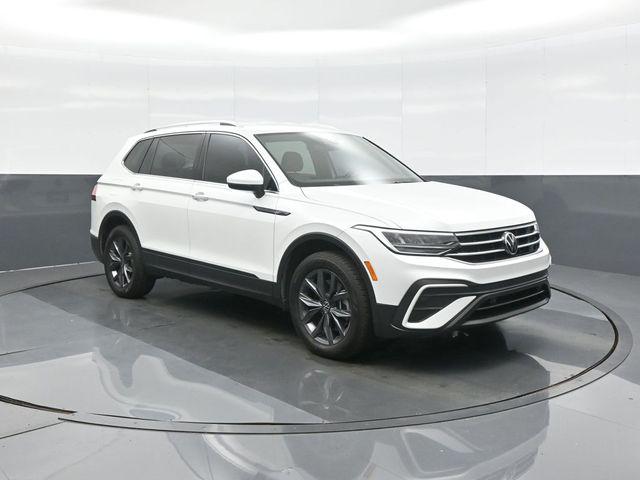 2023 Volkswagen Tiguan 2.0T SE 4Motion's photo