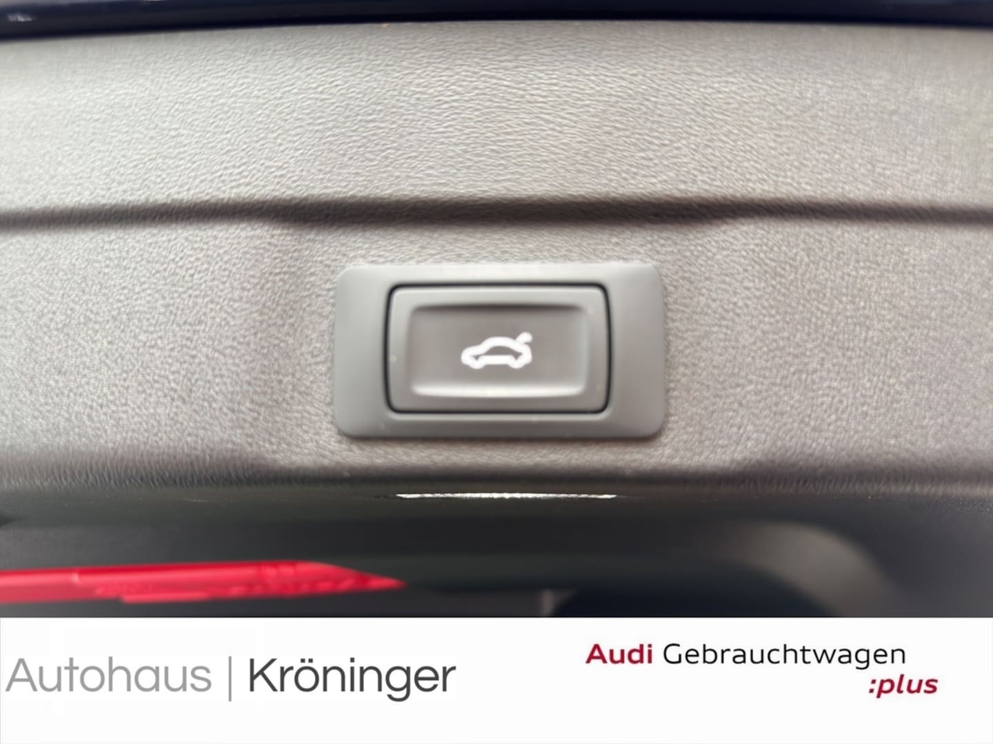 Bild über Audi A5 Limousine TFSI S tronic - für weitere Informationen kontaktieren Sie den Audi Partner