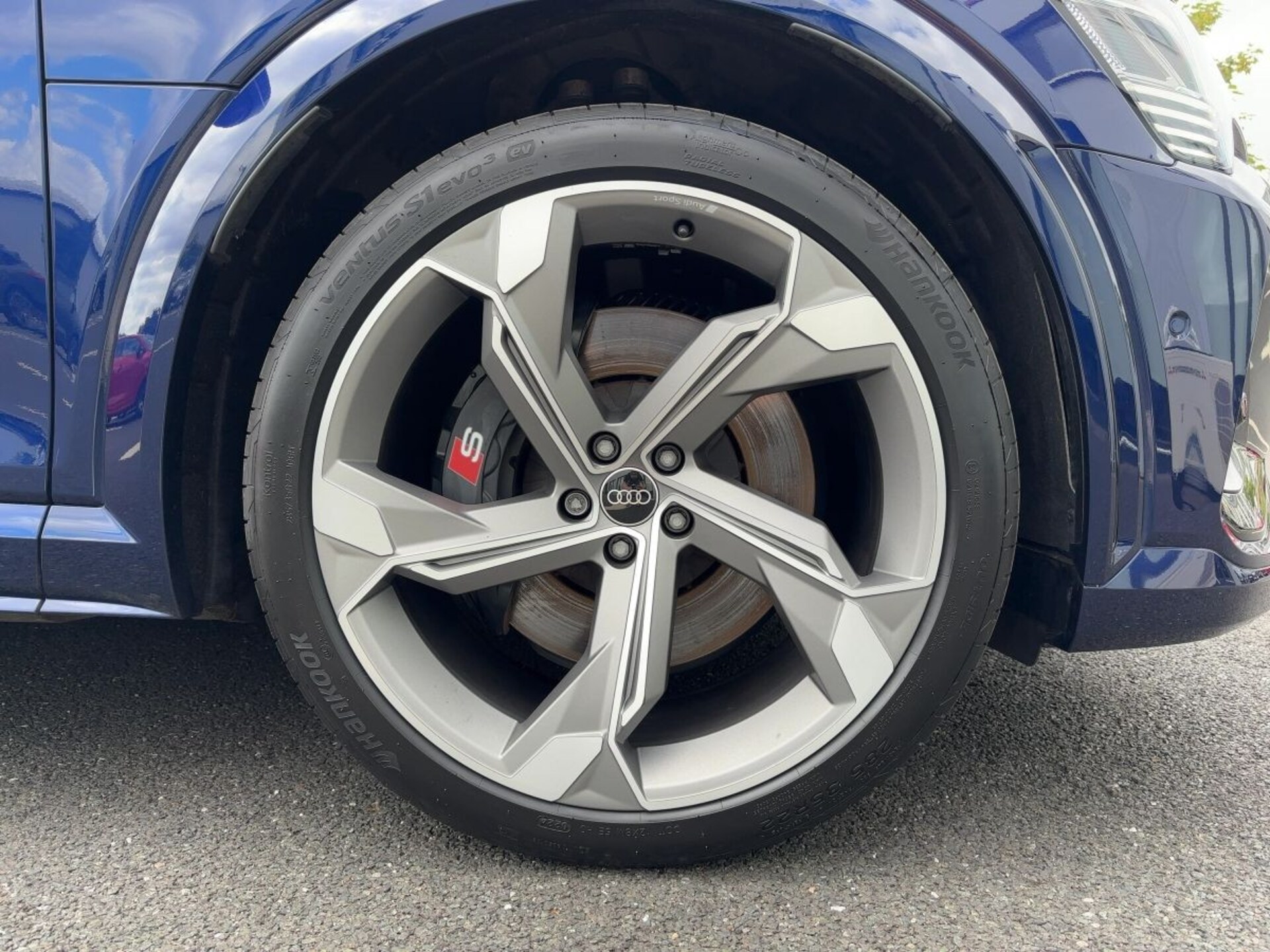 Audi e-tron S