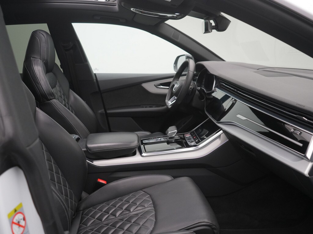 Image about Audi SQ8 TDI quattro tiptronic