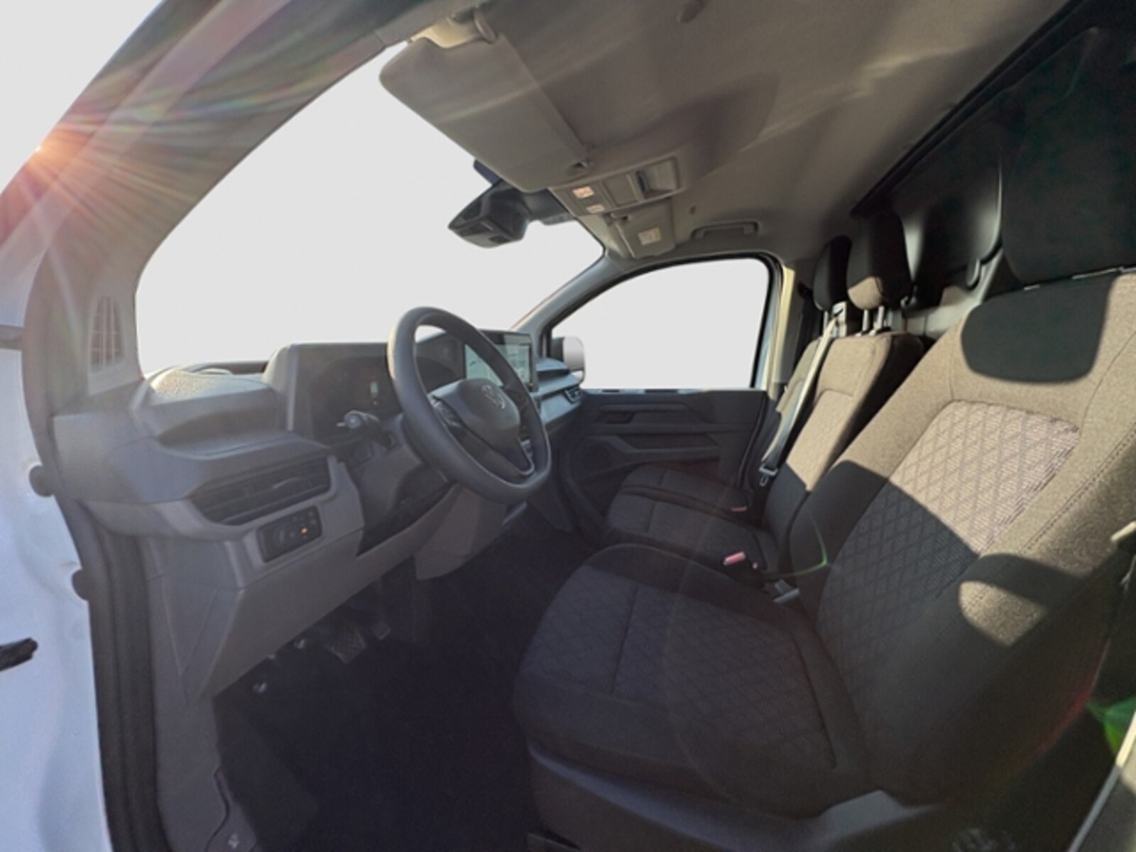 Volkswagen Transporter Kasten kurzer Radstand – Bild 10
