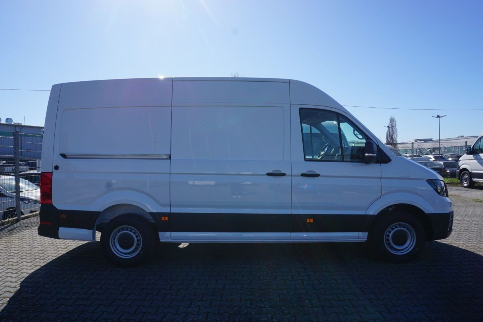 Volkswagen Crafter Kasten mittlerer Radstand