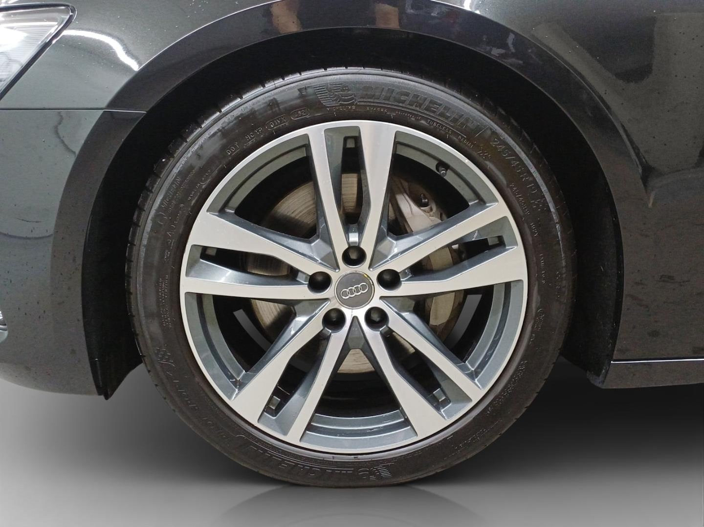 Bild über Audi A6 Avant Sport 45 TDI quattro 170 kW (231 PS) 8-stufig tiptronic - for more details contact your dealer