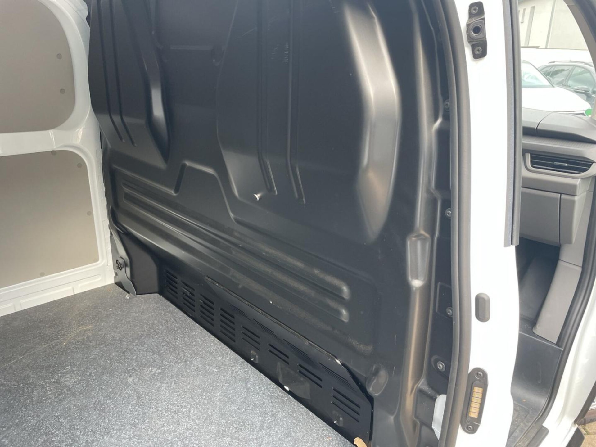 Volkswagen Transporter Kasten kurzer Radstand