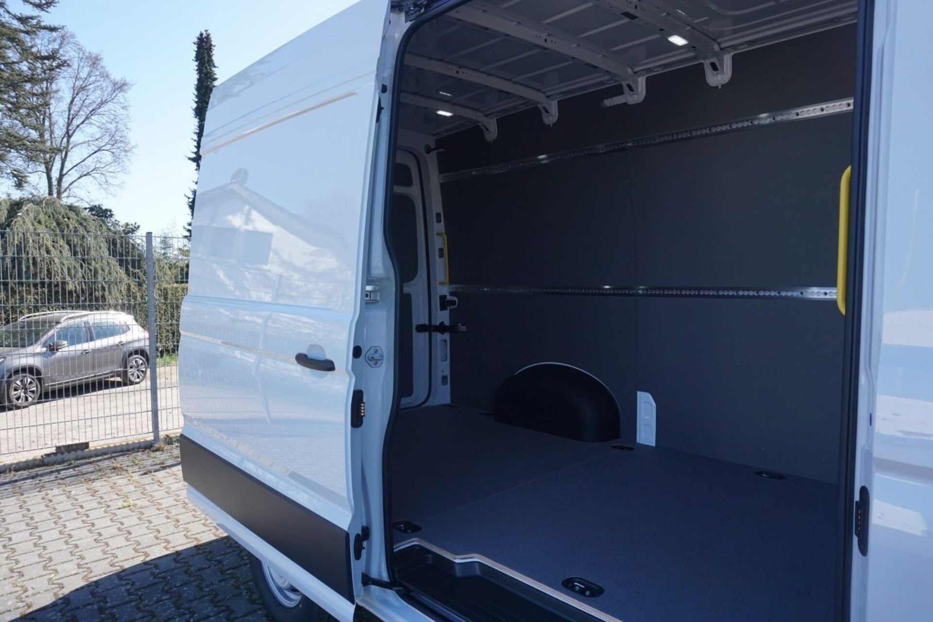 Volkswagen Crafter Kasten mittlerer Radstand