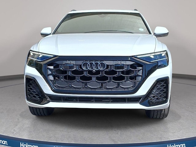 2026 Audi Q8