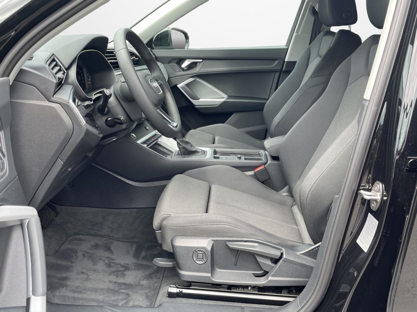 Bild über Audi Q3 TFSI 110 kW S tronic - für weitere Informationen kontaktieren Sie den Audi Partner