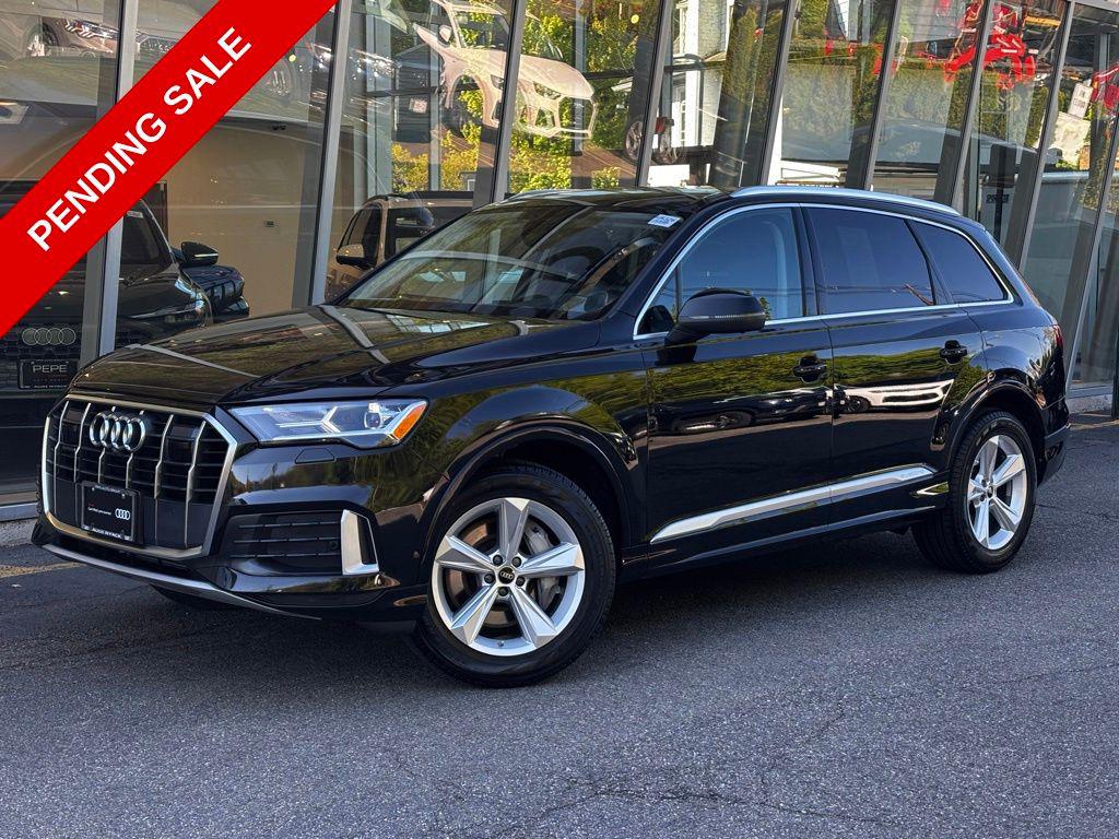 2022 Audi Q7 45 Premium Plus quattro Tiptronic's photo