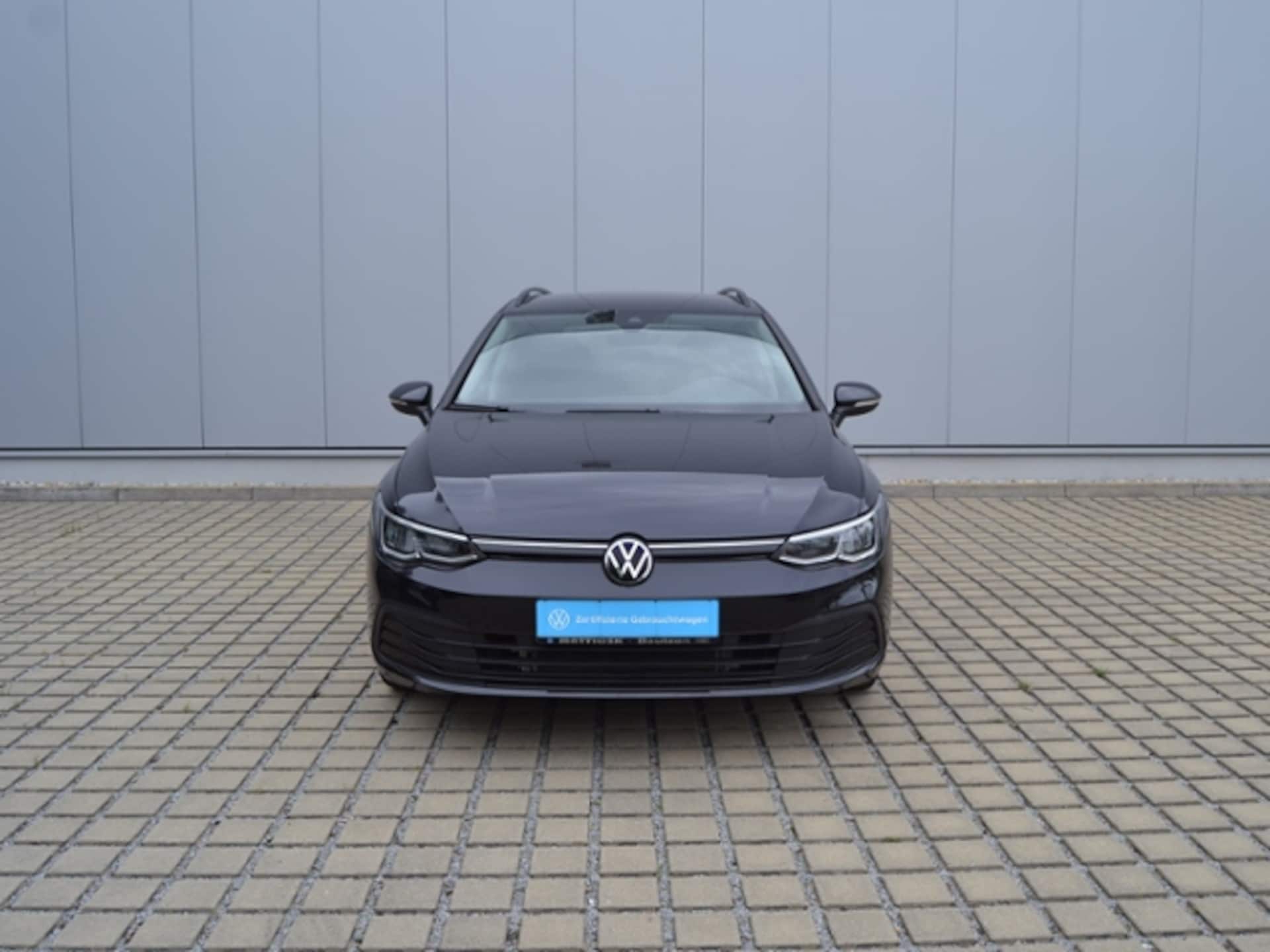 Volkswagen Golf Variant Life