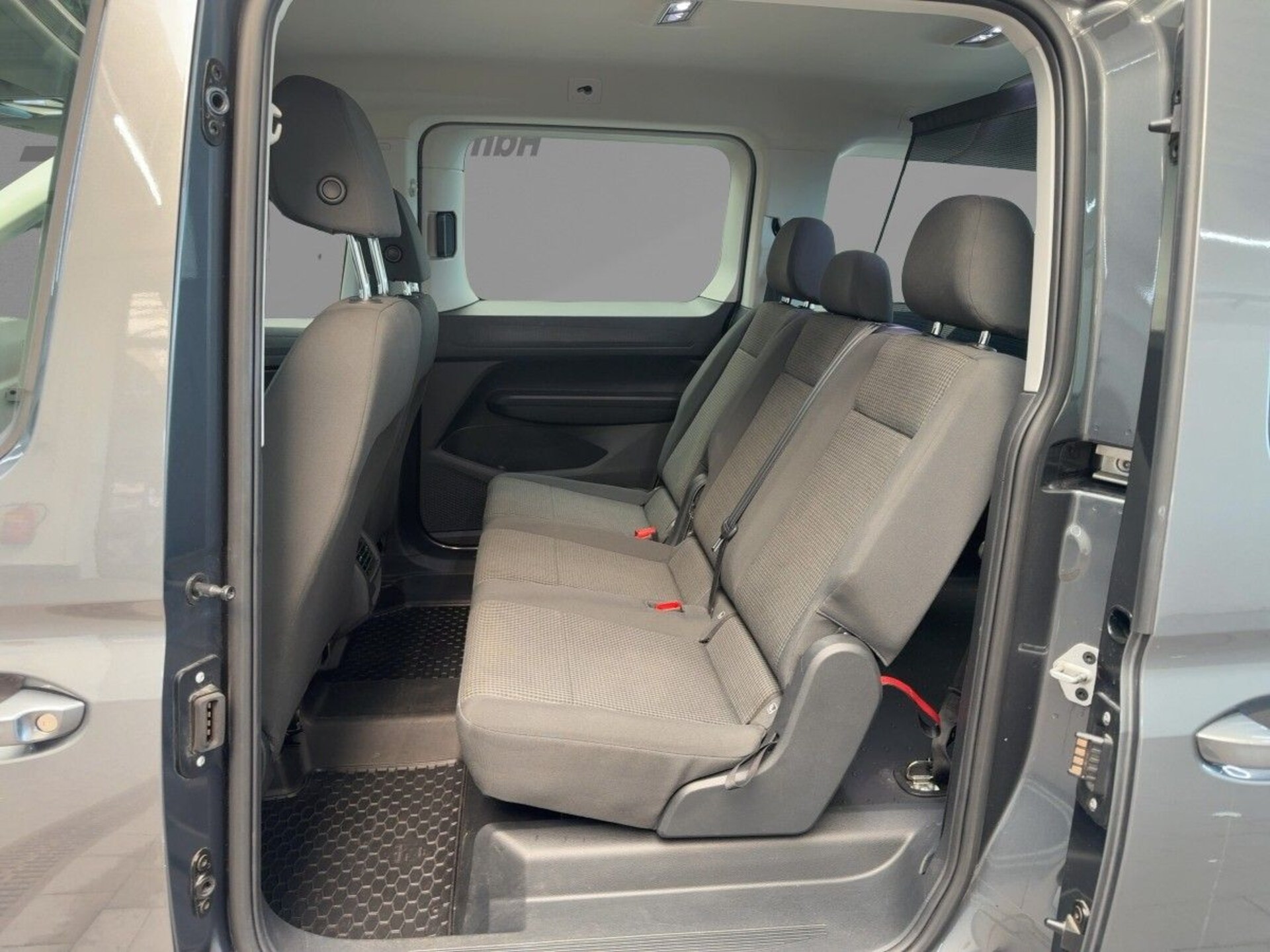 Volkswagen Caddy Maxi Basis-Modell