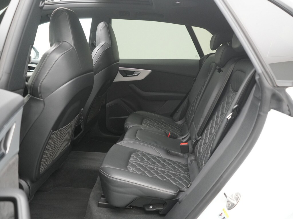 Image about Audi SQ8 TDI quattro tiptronic